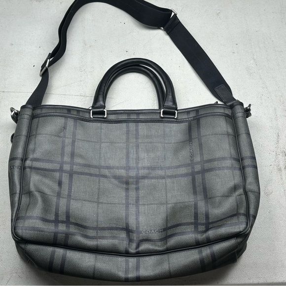 COACH STYLE # F71072 - Picture 3 of 12